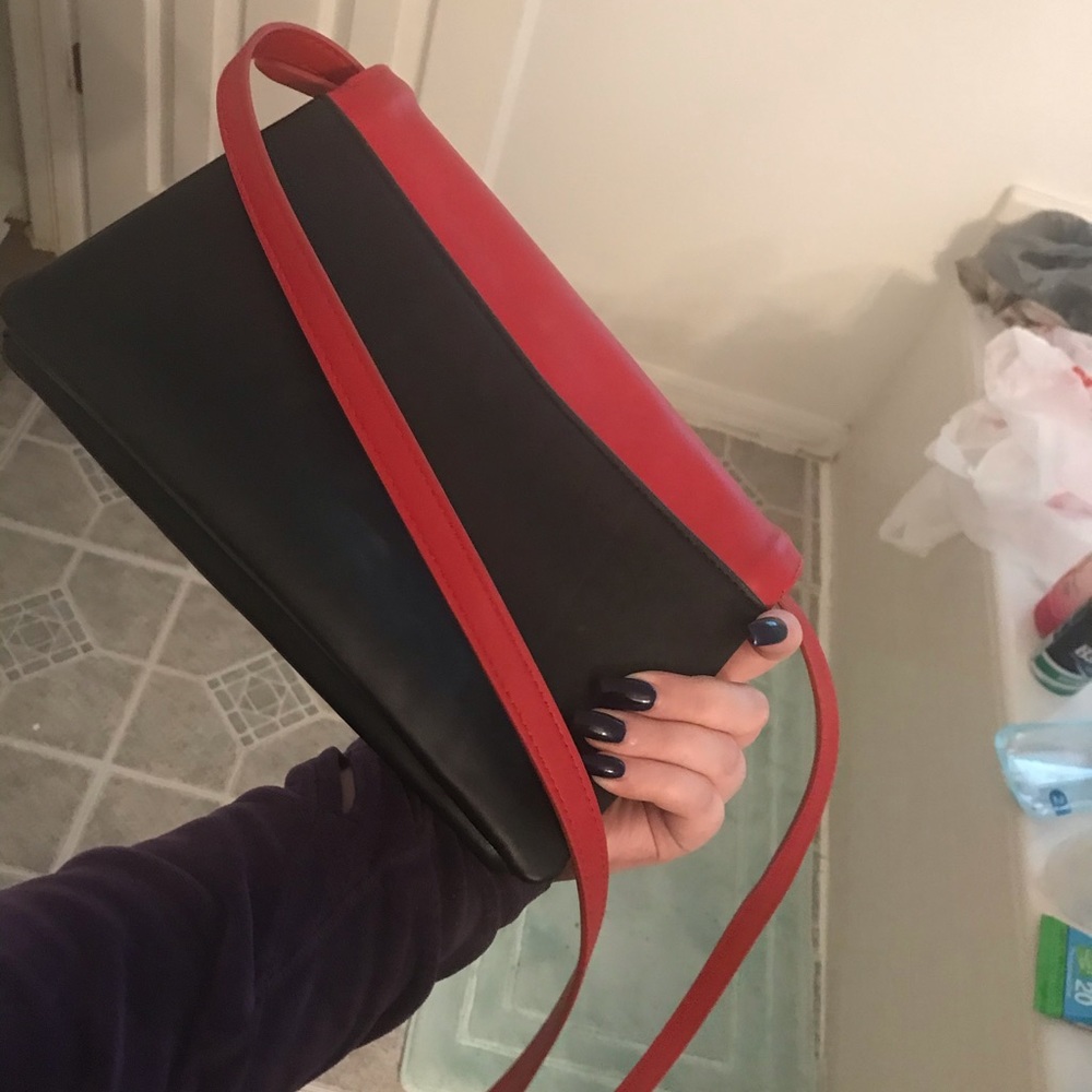 Red, white, black bag - Picture 3 of 4